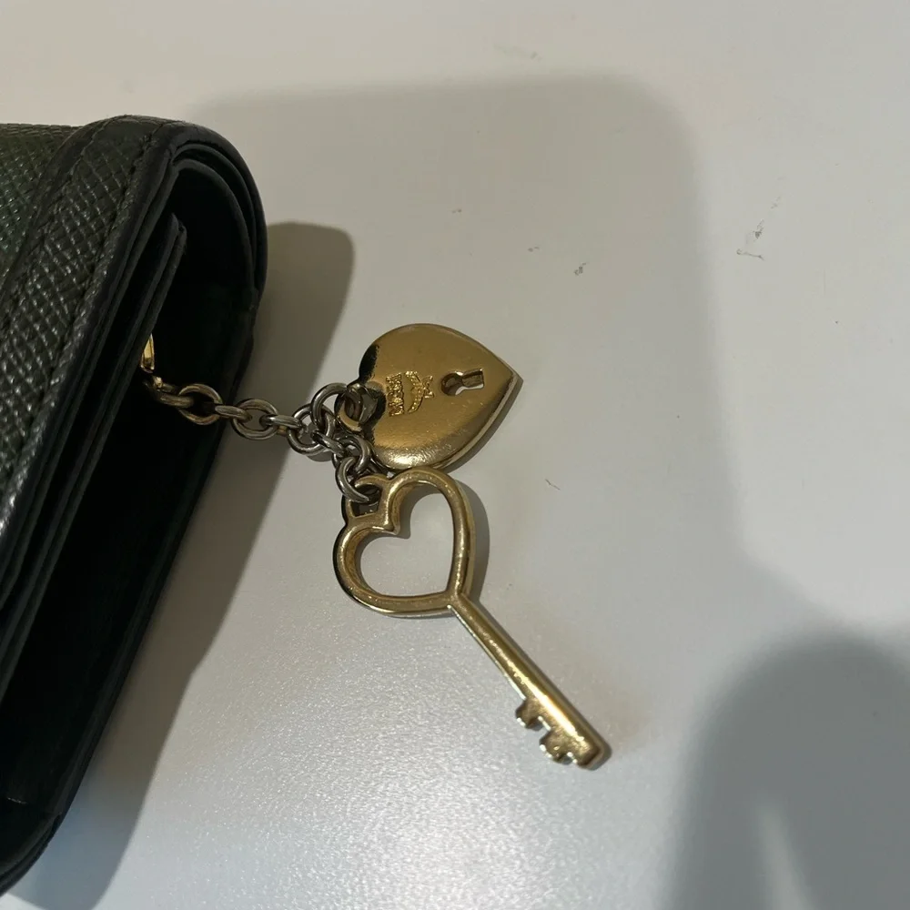 MCM ARMY GREEN COLORED TRIFOLD WALLET - Picture 7 of 13